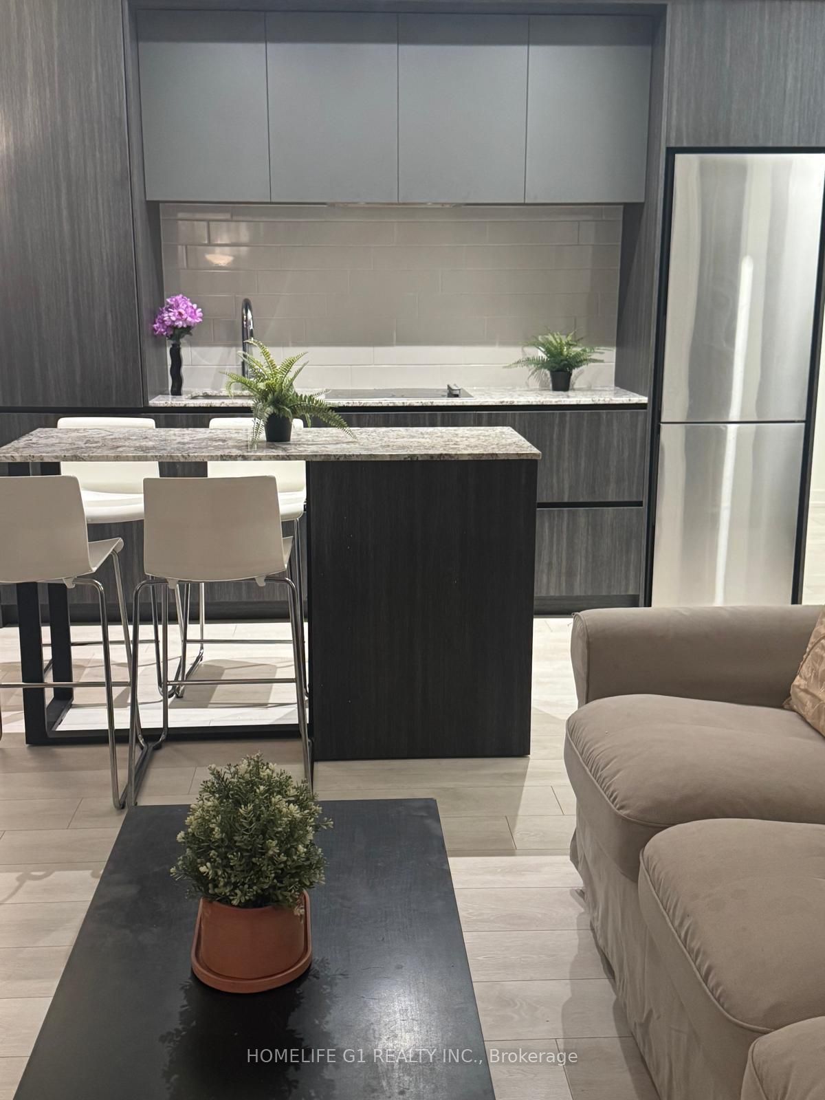 225 Sumach Street 611