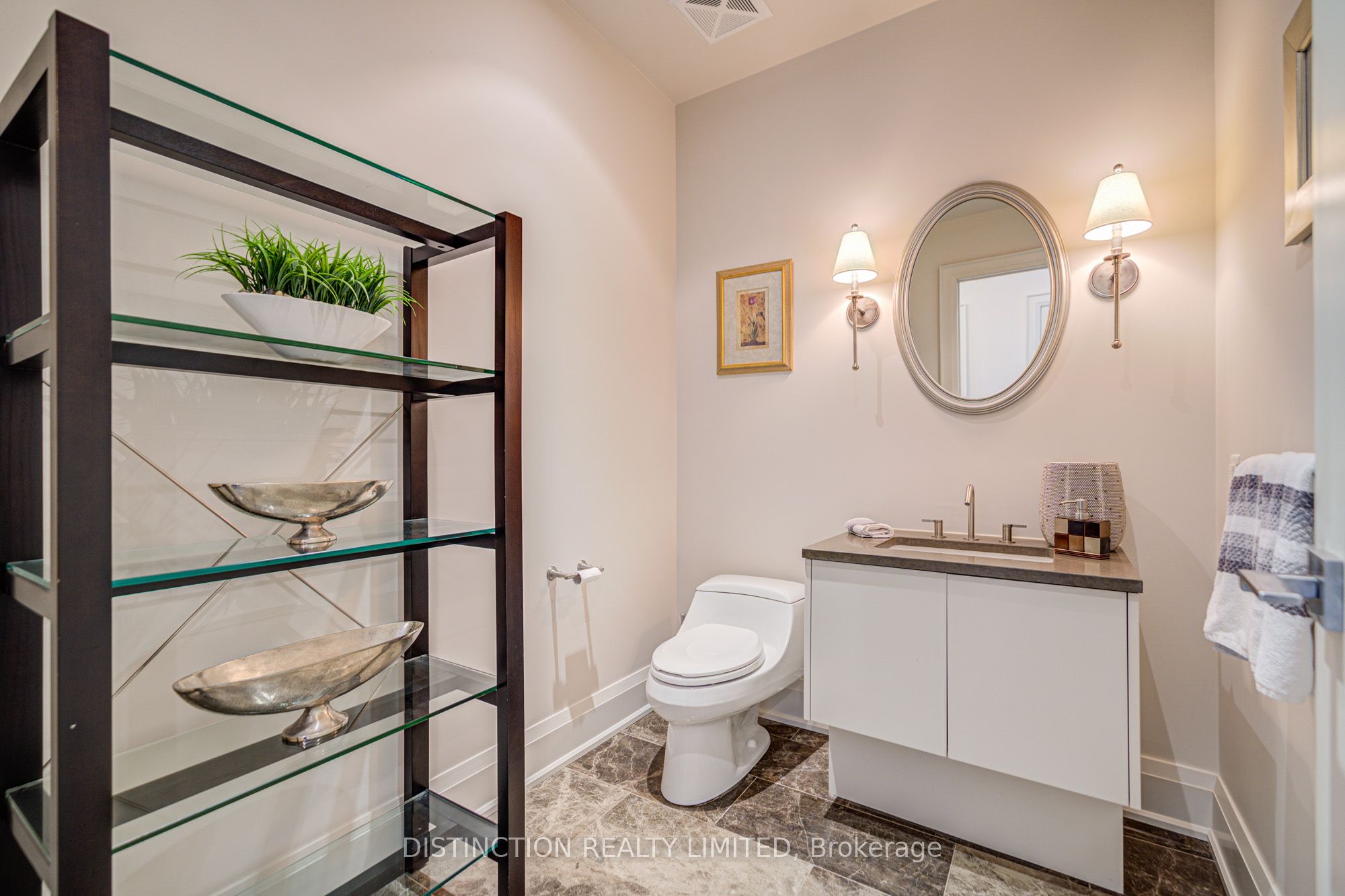 77 Charles Street W 1603