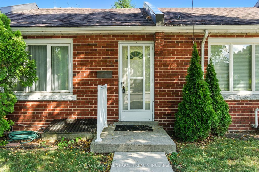 Photo of 24 Macklin Street N, Hamilton, ON L8S 3S1 (MLS # X13079606)