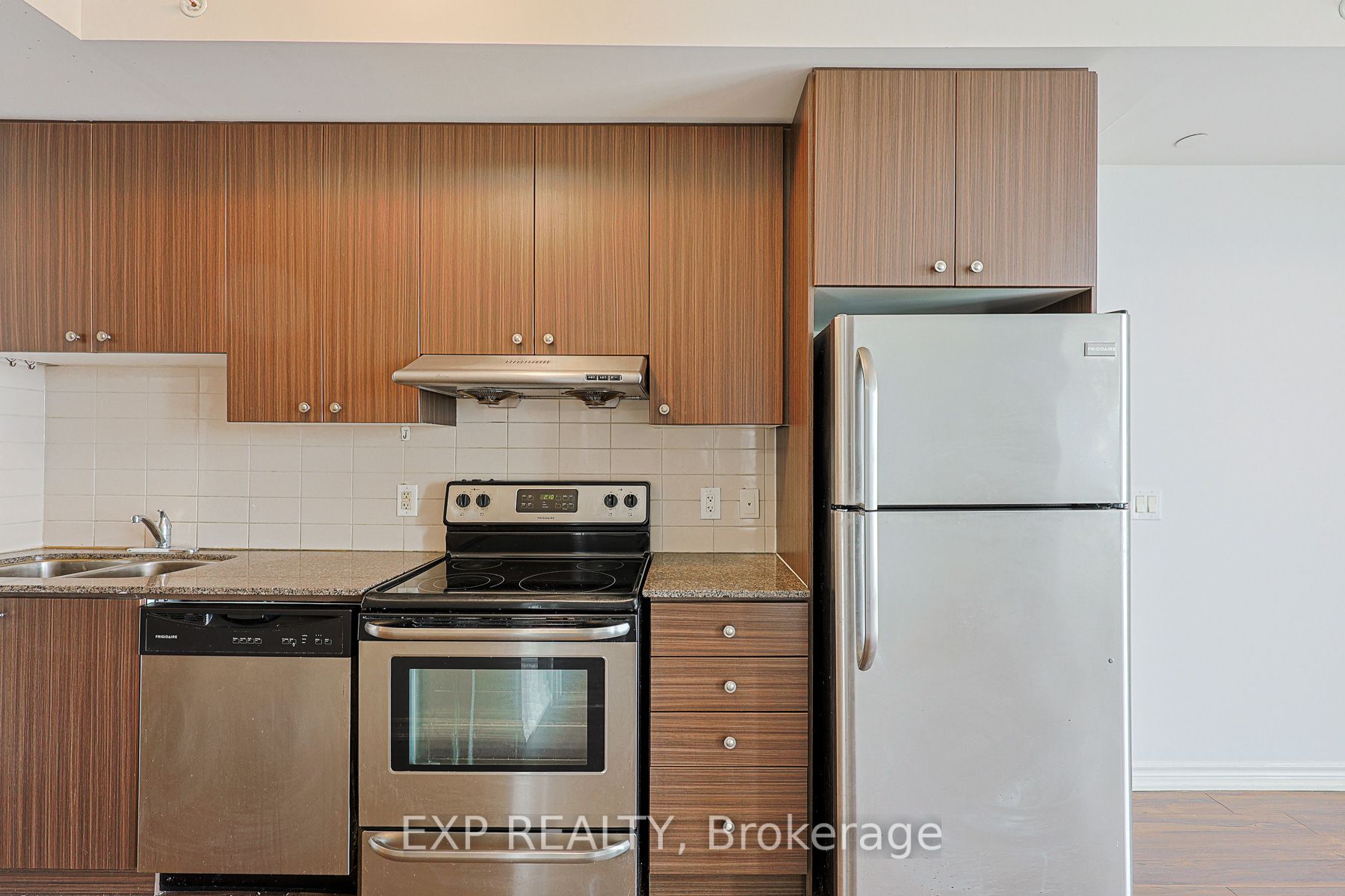 8323 Kennedy Road 323