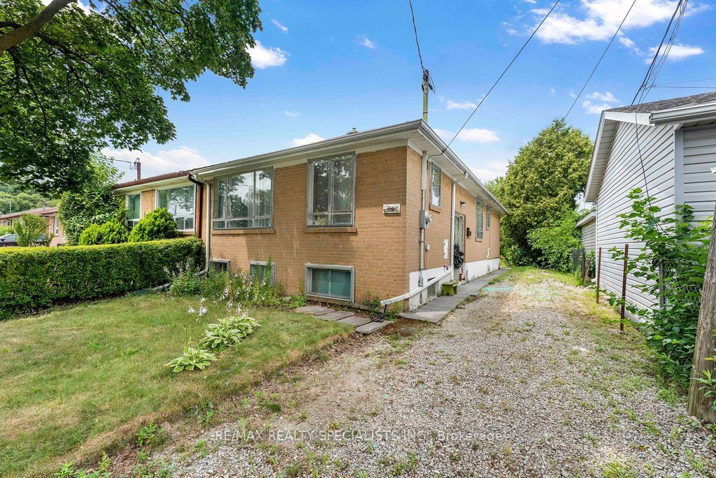 Photo of 122 Cordella Avenue, Toronto, ON M6N 2J9 (MLS # W13585404)