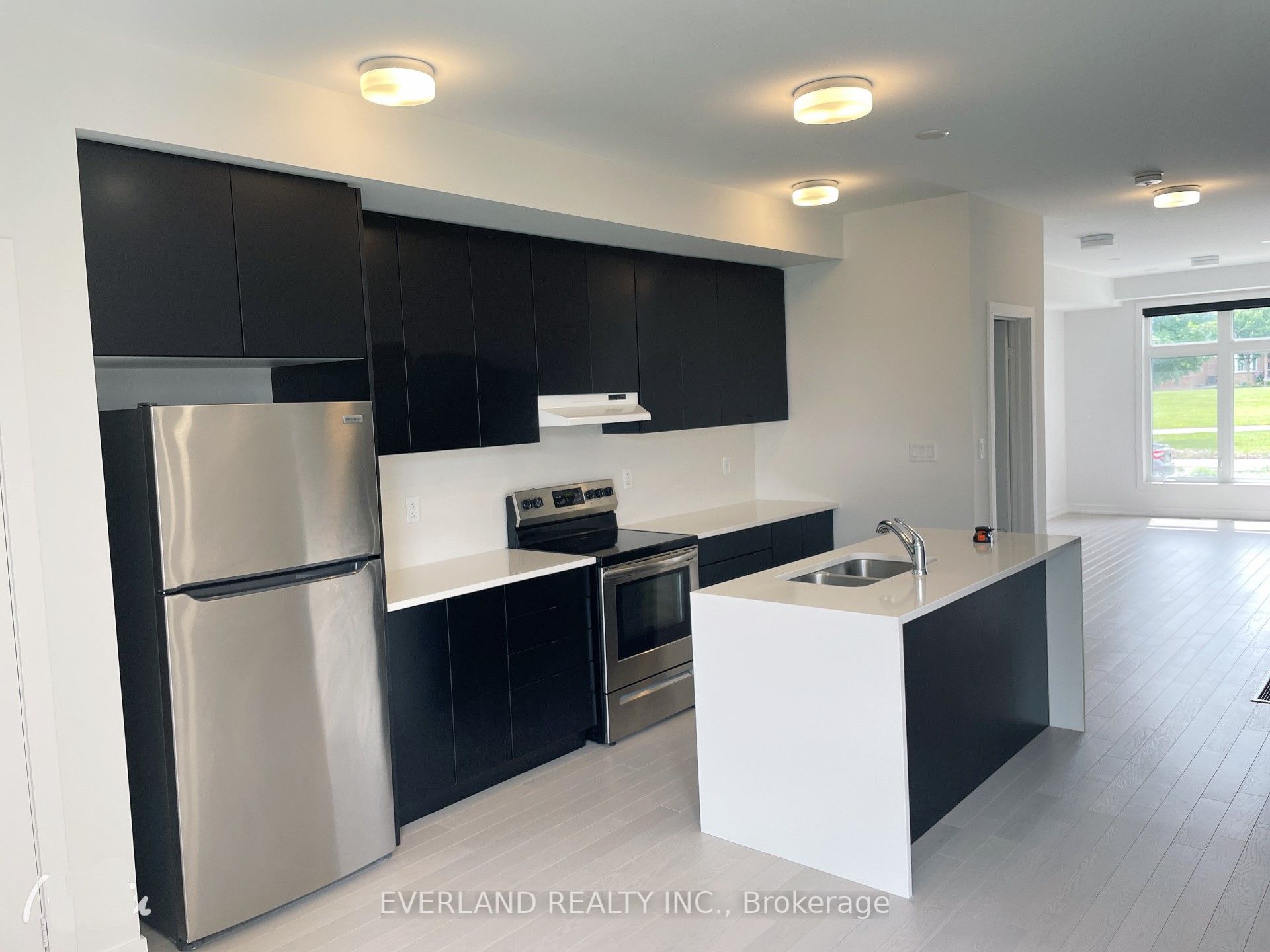 231 Webb Street Upper