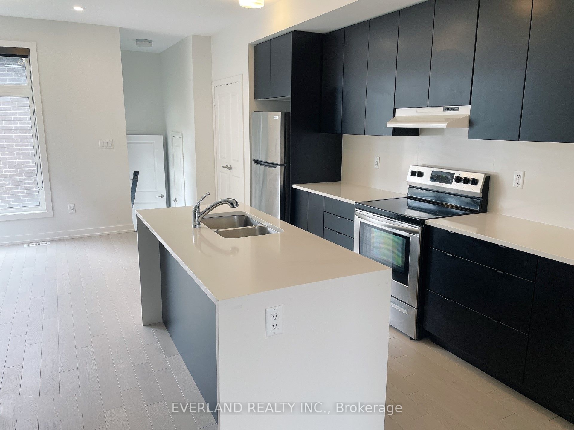 231 Webb Street Upper