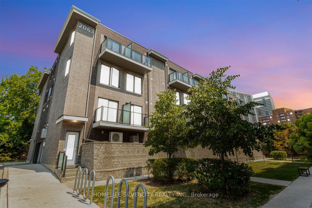Photo of 2063 Weston Road #15, Toronto, ON M9N 1X7 (MLS # W12429477)