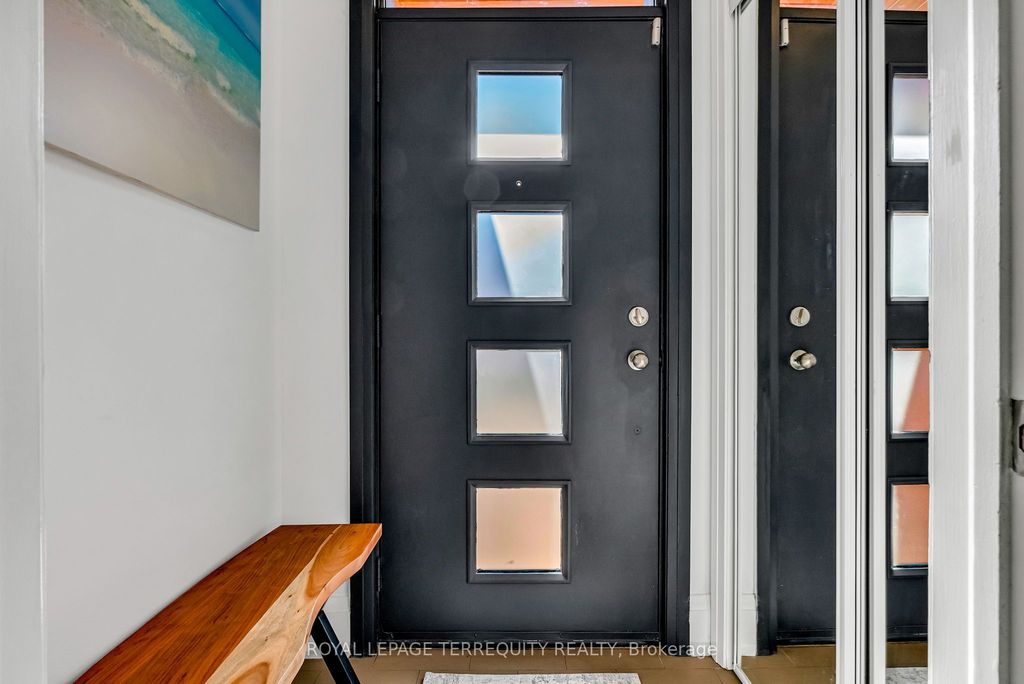 Photo of 285 Lisgar Street, Toronto, ON M6J 3H1 (MLS # C12685798)