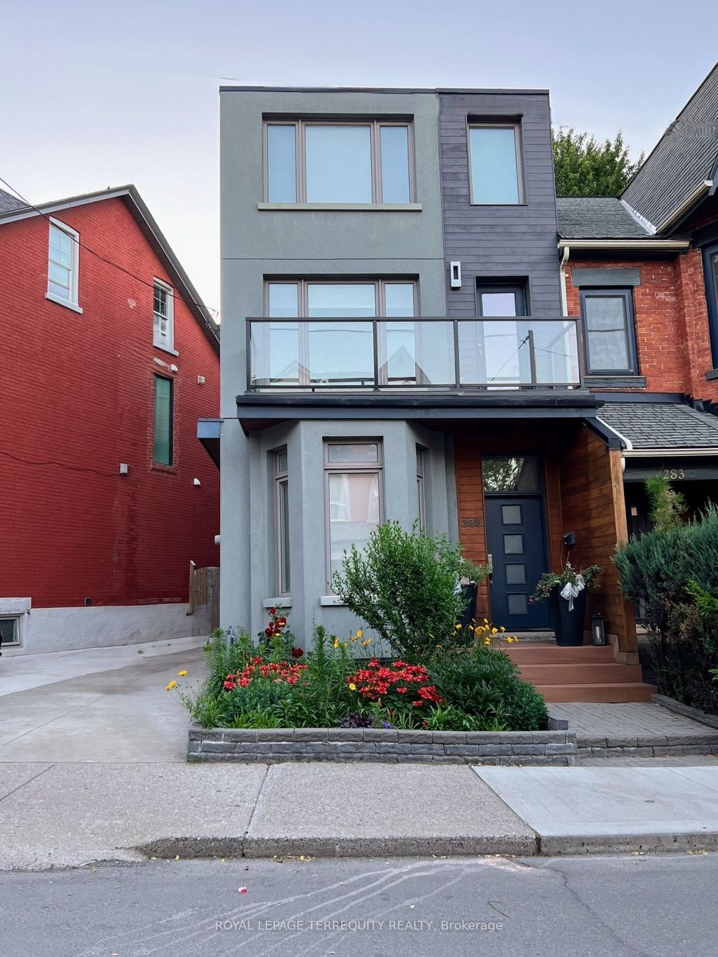 Photo of 285 Lisgar Street, Toronto, ON M6J 3H1 (MLS # C12685798)