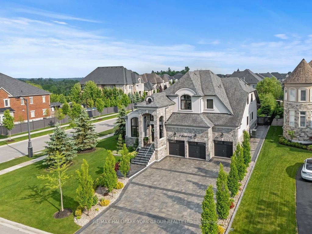 Photo of 2 Tidnish Court, King, ON L7B 0A1 (MLS # N12933784)