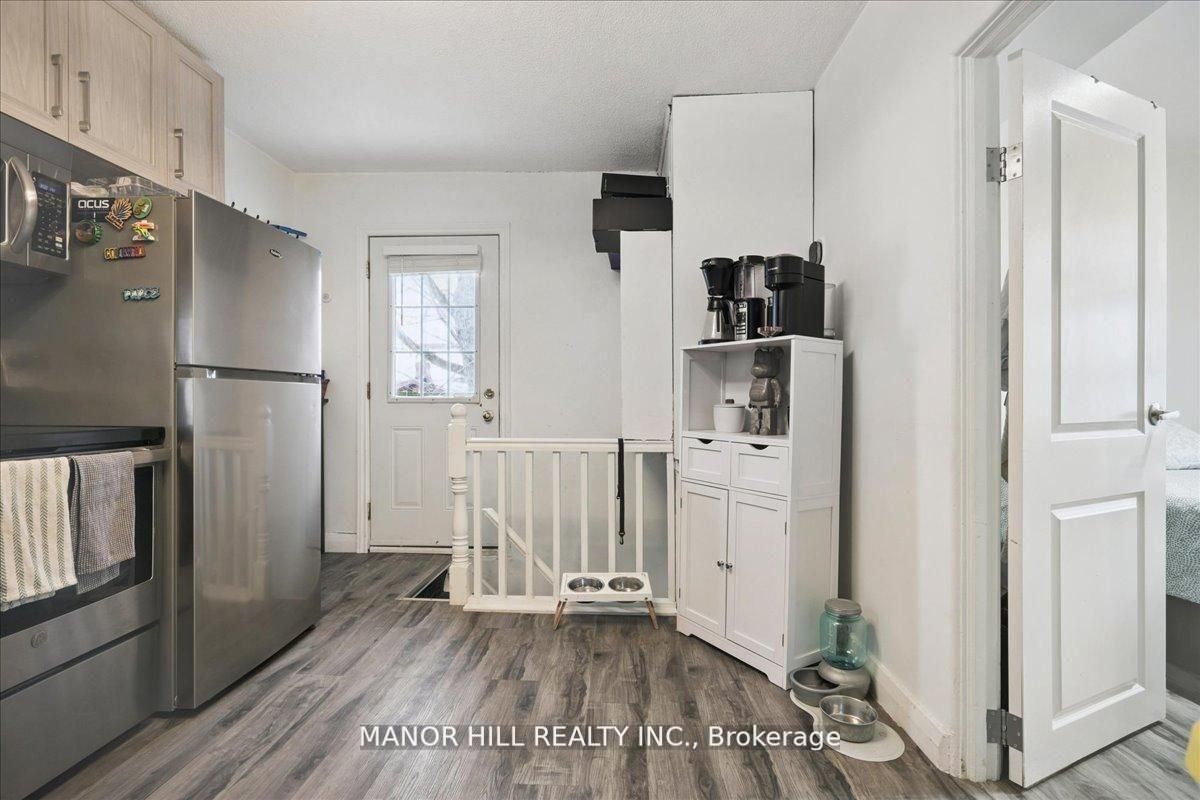 929 Lakeshore Road E #2