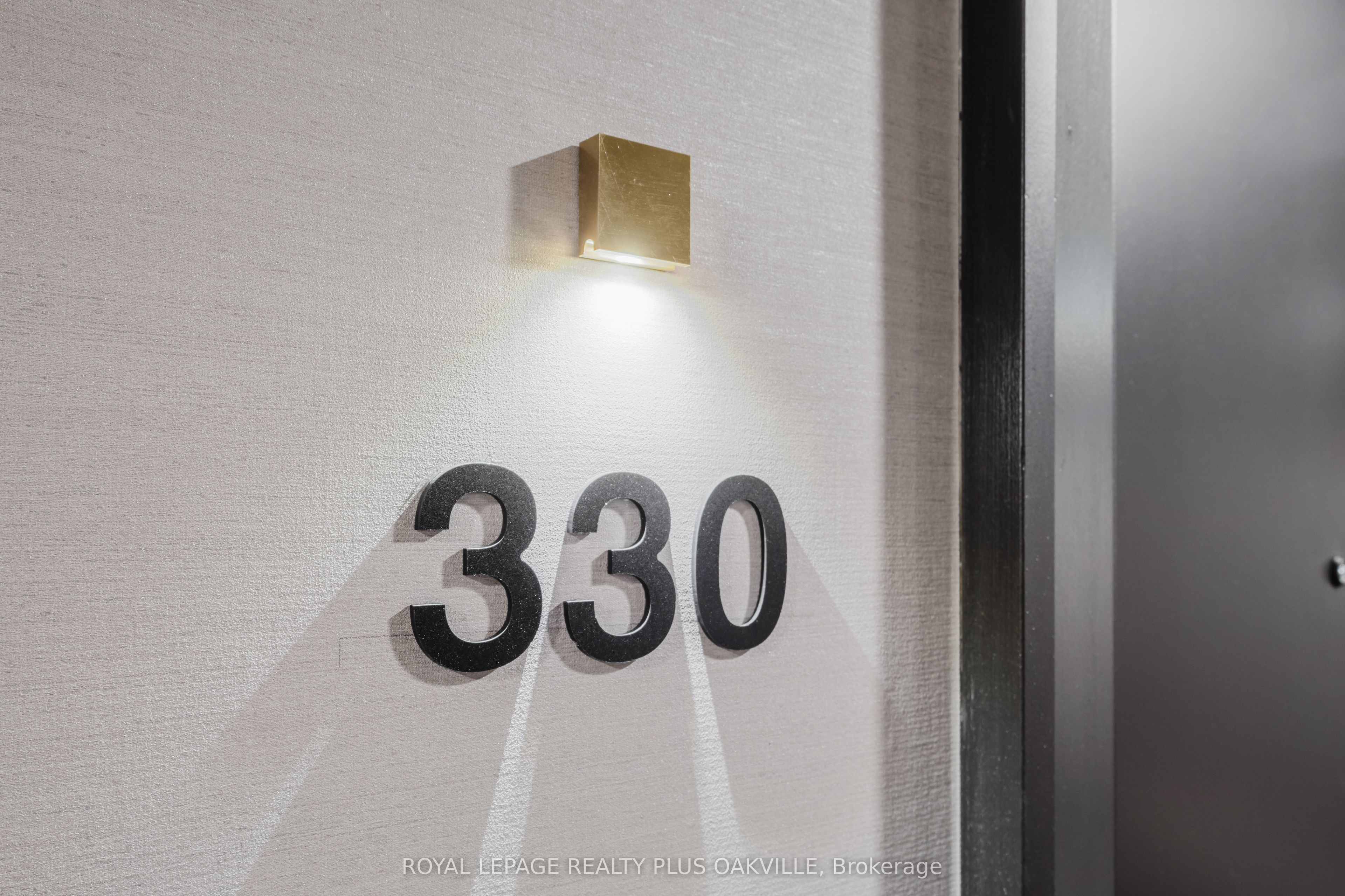 2343 Khalsa Gate 330