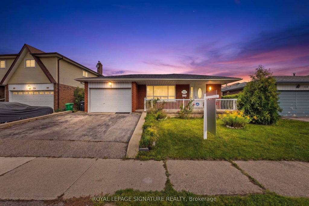 Photo of 112 Kingswood Drive, Brampton, ON L6V 2W3 (MLS # W13760510)