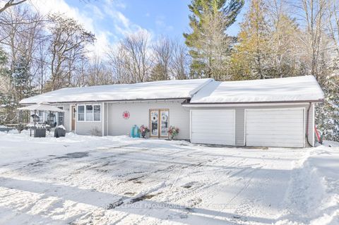 Photo of 1023 Jewel Road, North Frontenac, ON K0H 1K0 (MLS # X12673694)