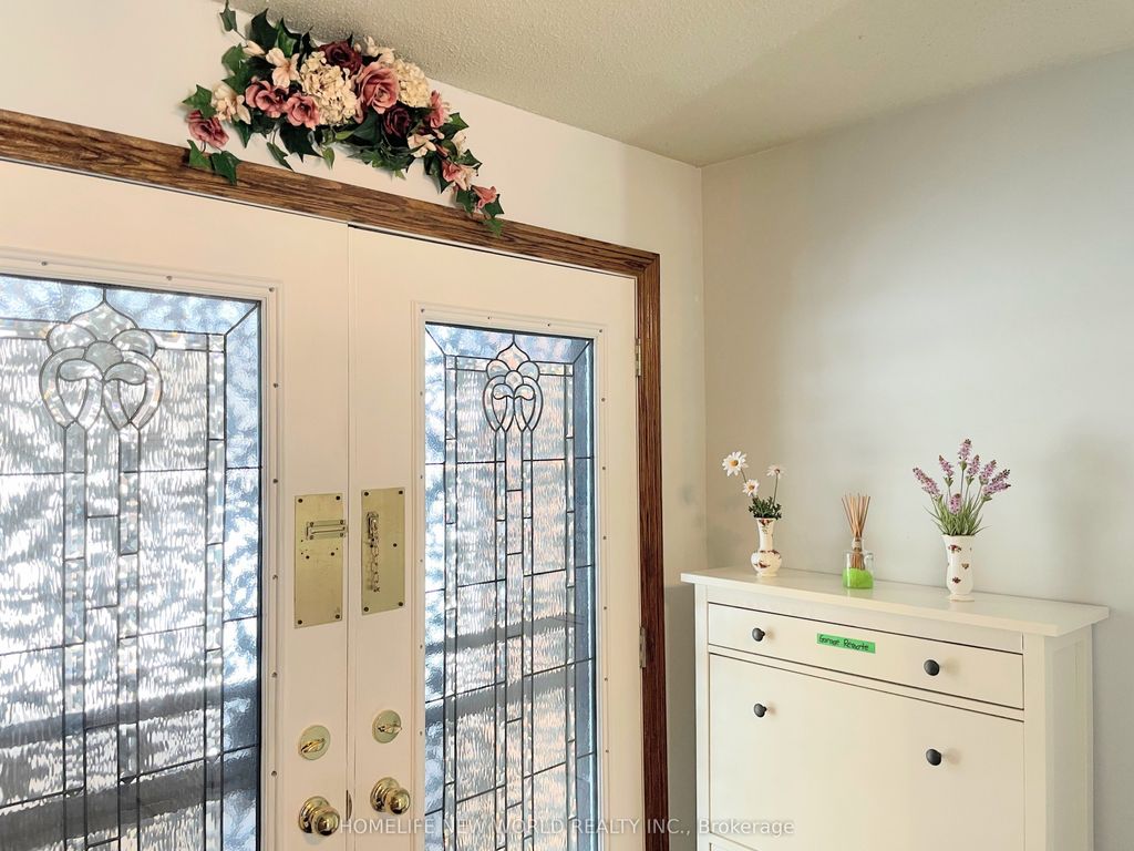 Photo of 58 Marathon Crescent, Toronto, ON M2R 2L7 (MLS # C12475216)