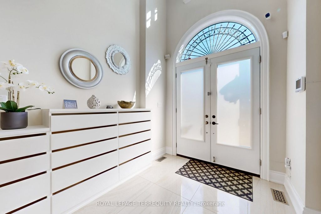 Photo of 12 Highland Hill, Toronto, ON M6A 2P8 (MLS # W12564640)