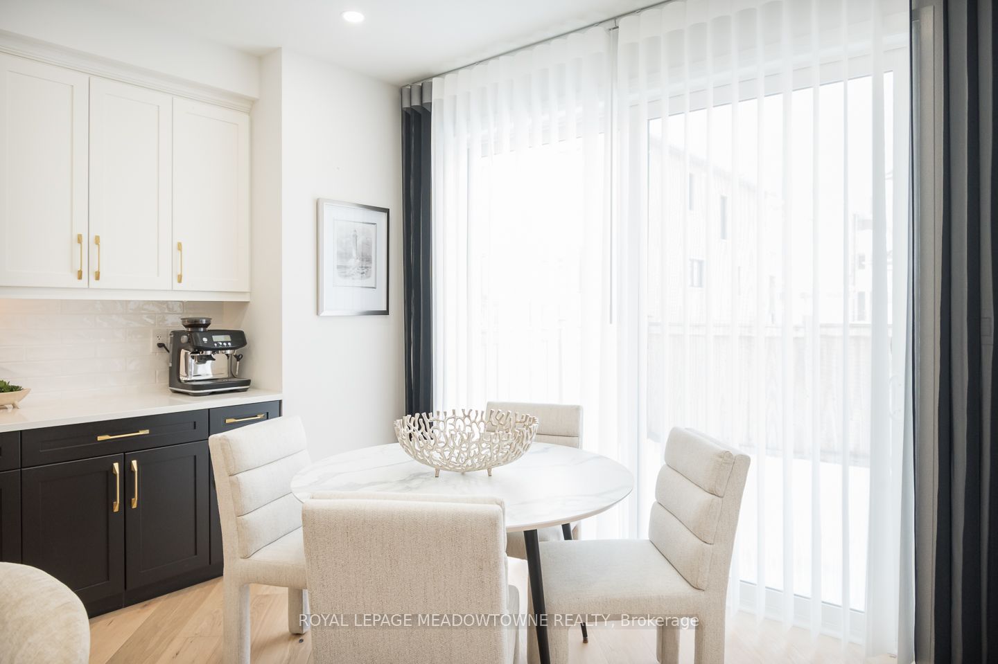 1281 Muskoka Heights