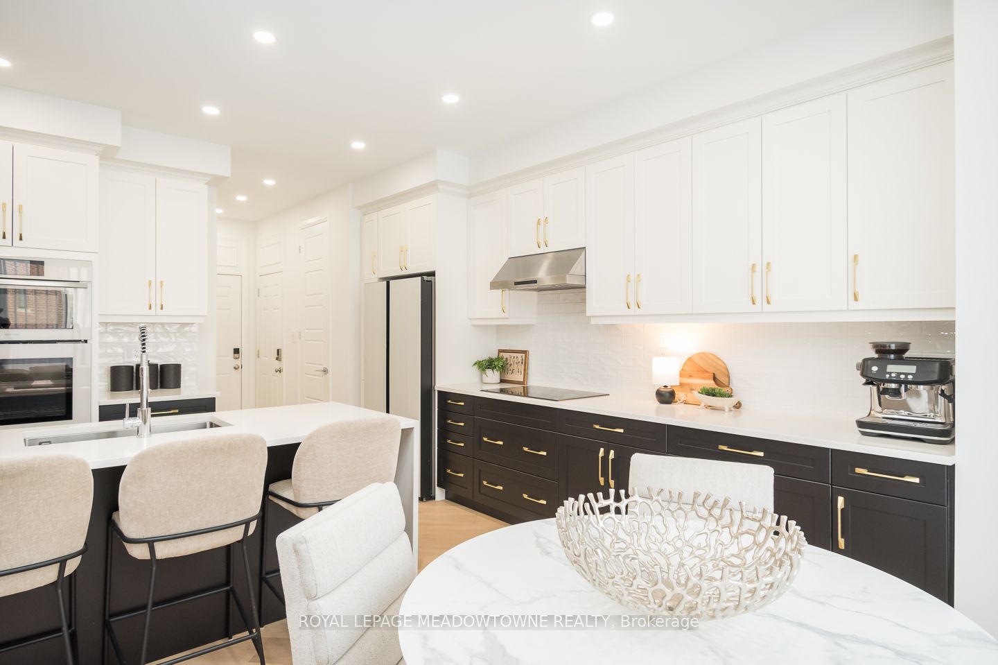 1281 Muskoka Heights