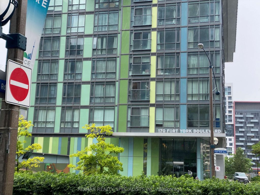 Photo of 170 NW Fort York Boulevard #1901, Toronto, ON M5V 0E6 (MLS # C12386113)