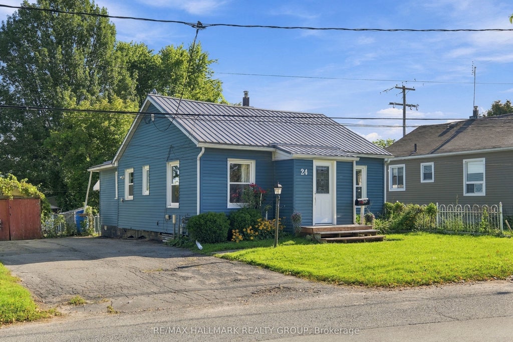 Photo of 24 Reuben Cr Crescent, North Grenville, ON K0G 1J0 (MLS # X13857824)