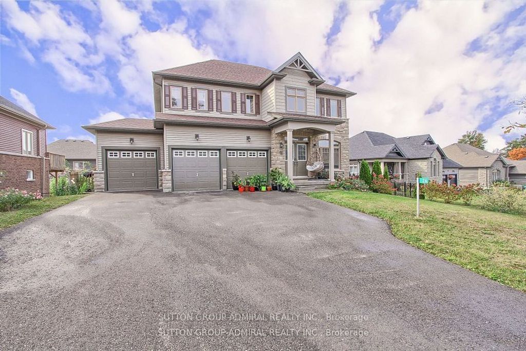 Photo of 26 Oakmont Avenue, Oro-Medonte, ON L0L 2L0 (MLS # S12500518)