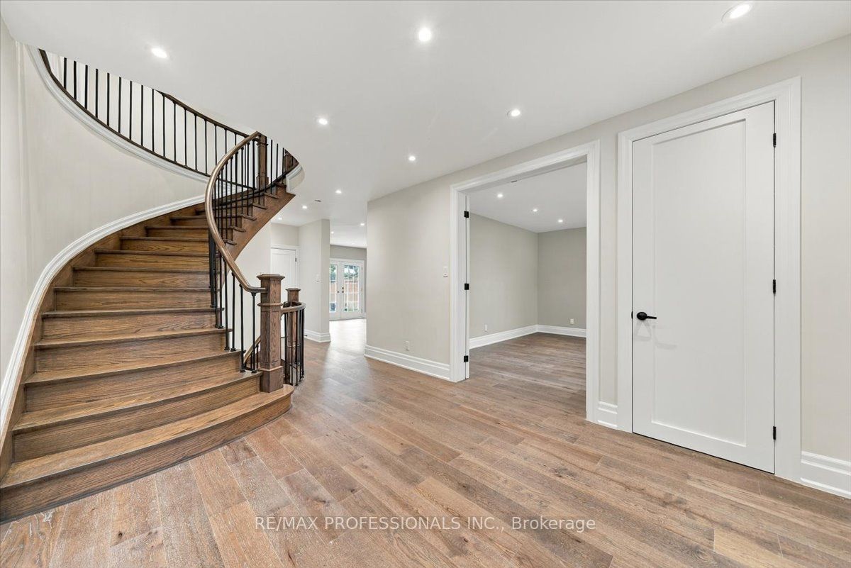 53 Edenvale Crescent