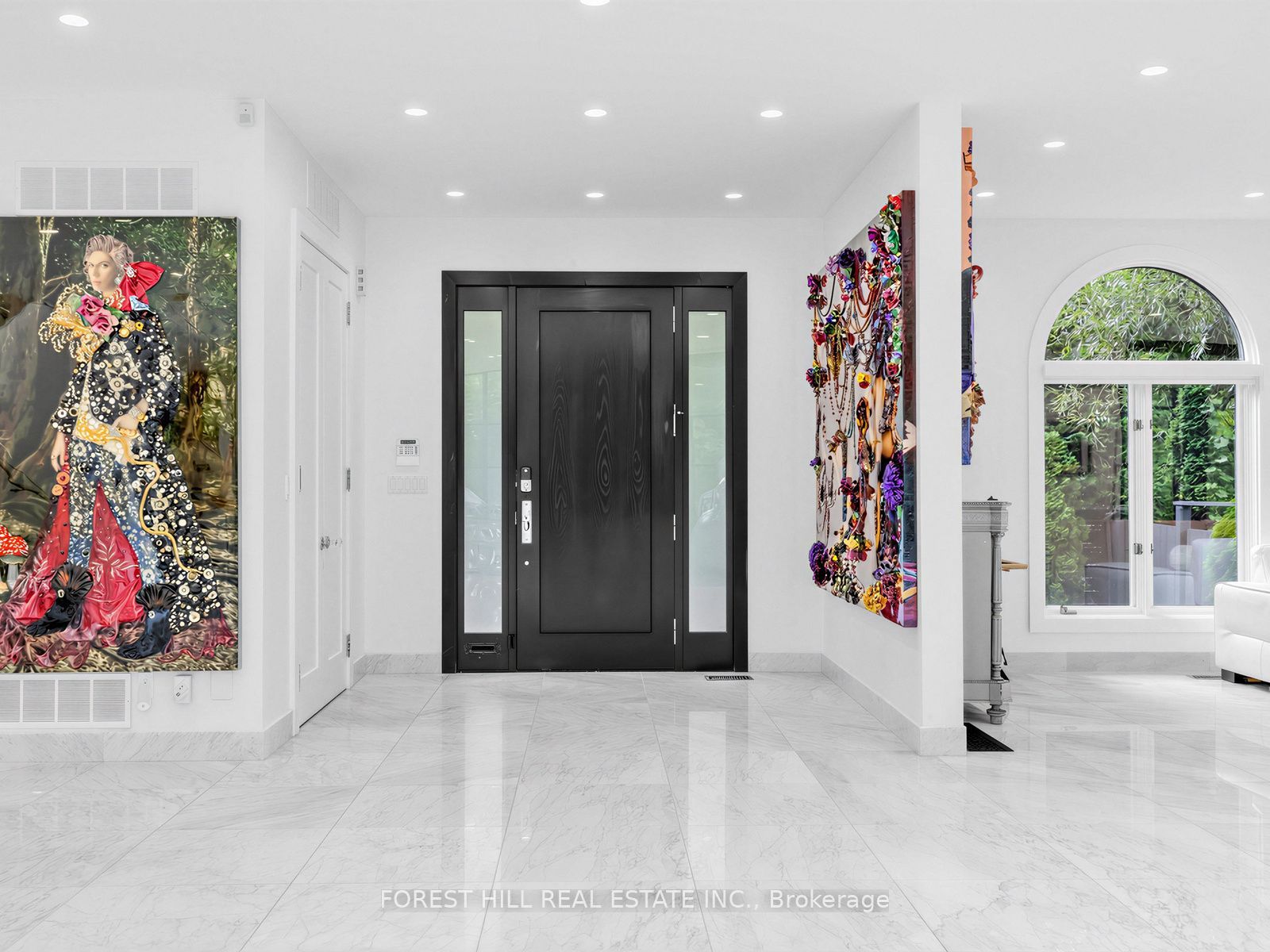 55 Strathearn Boulevard