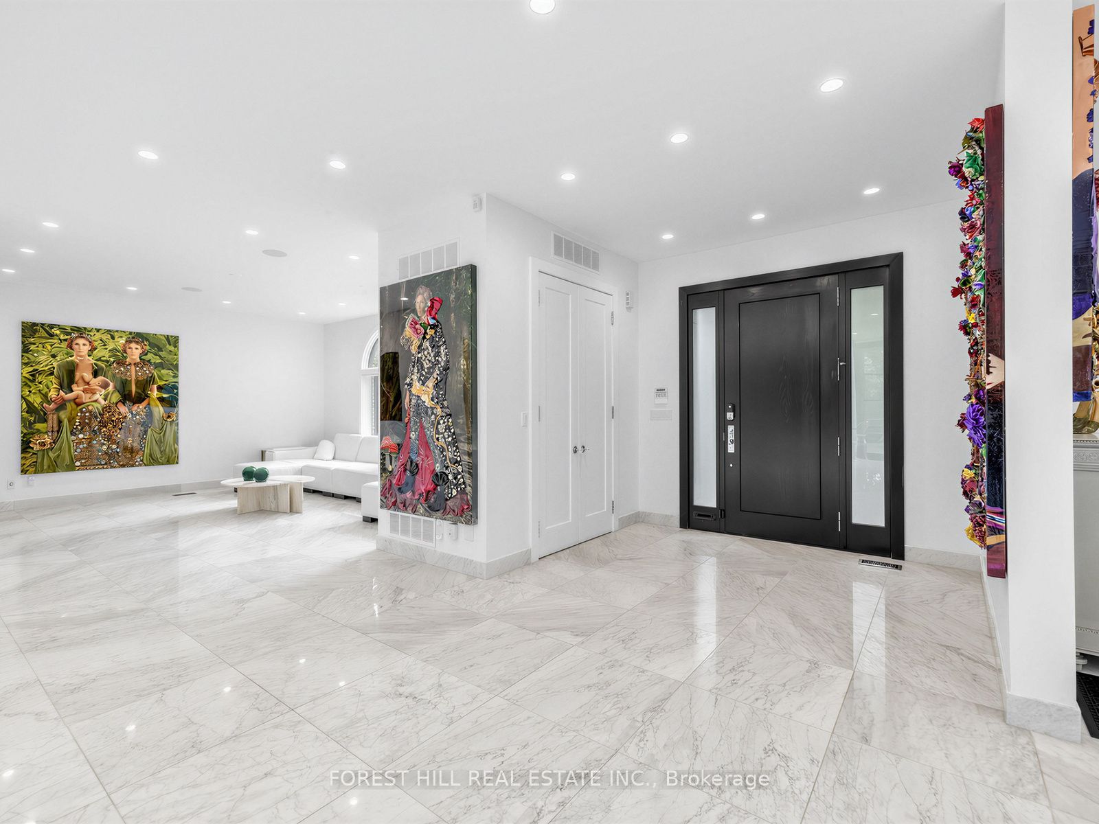 55 Strathearn Boulevard