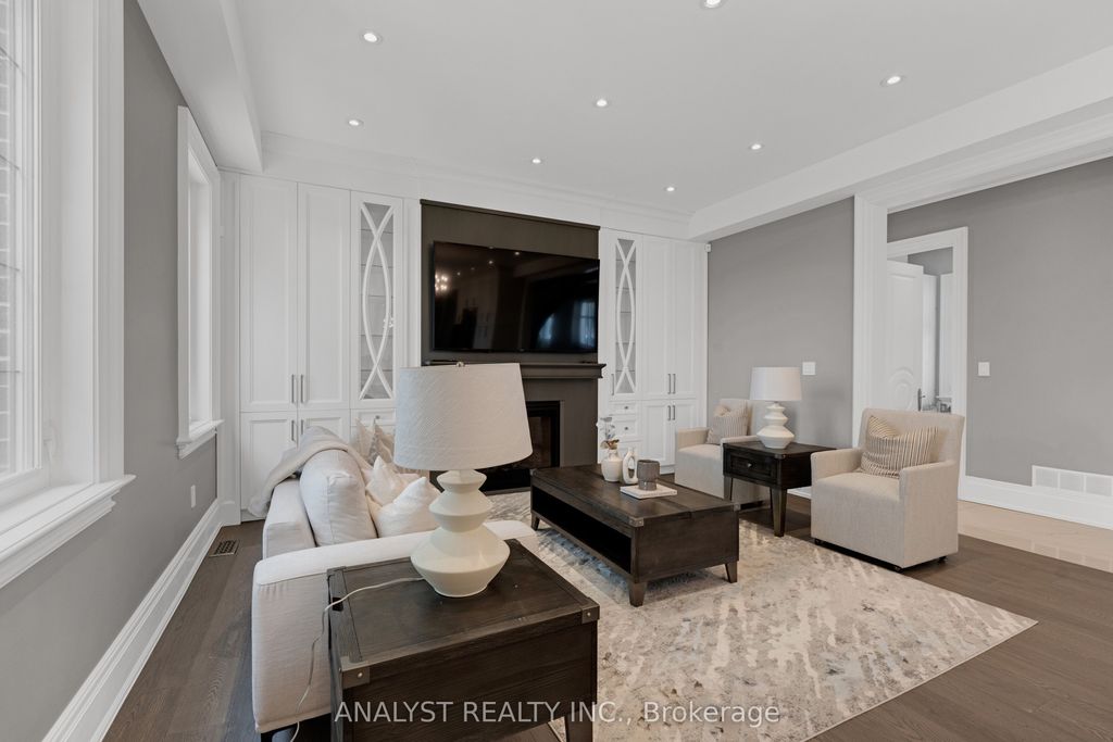 Photo of 10690 Islington Avenue, Vaughan, ON L0J 1C0 (MLS # N12543294)