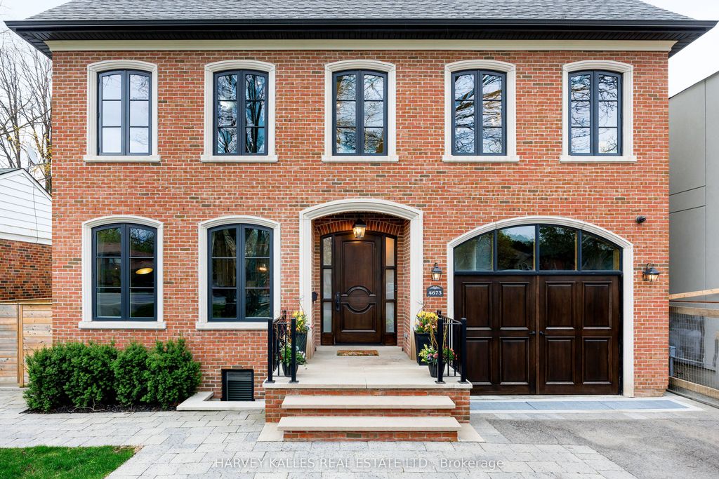 Photo of 4673 Dundas Street W, Toronto, ON M9A 1A4 (MLS # W12427708)