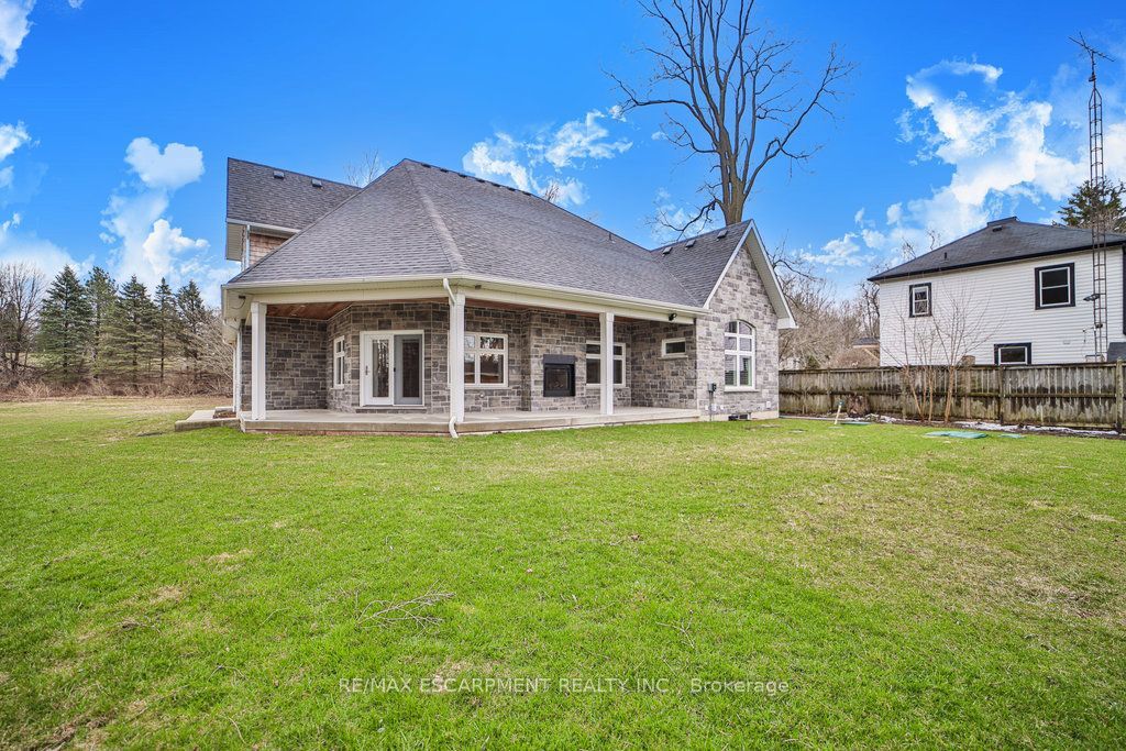 Photo of 6121 Guelph Line, Burlington, ON L7P 0A6 (MLS # W12452491)