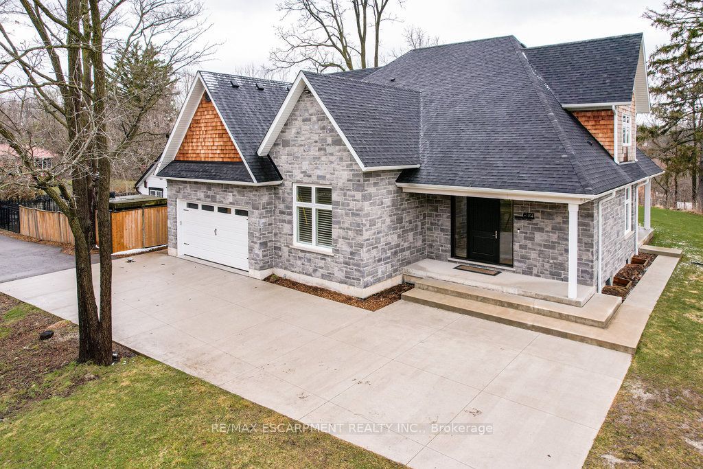 Photo of 6121 Guelph Line, Burlington, ON L7P 0A6 (MLS # W12452491)