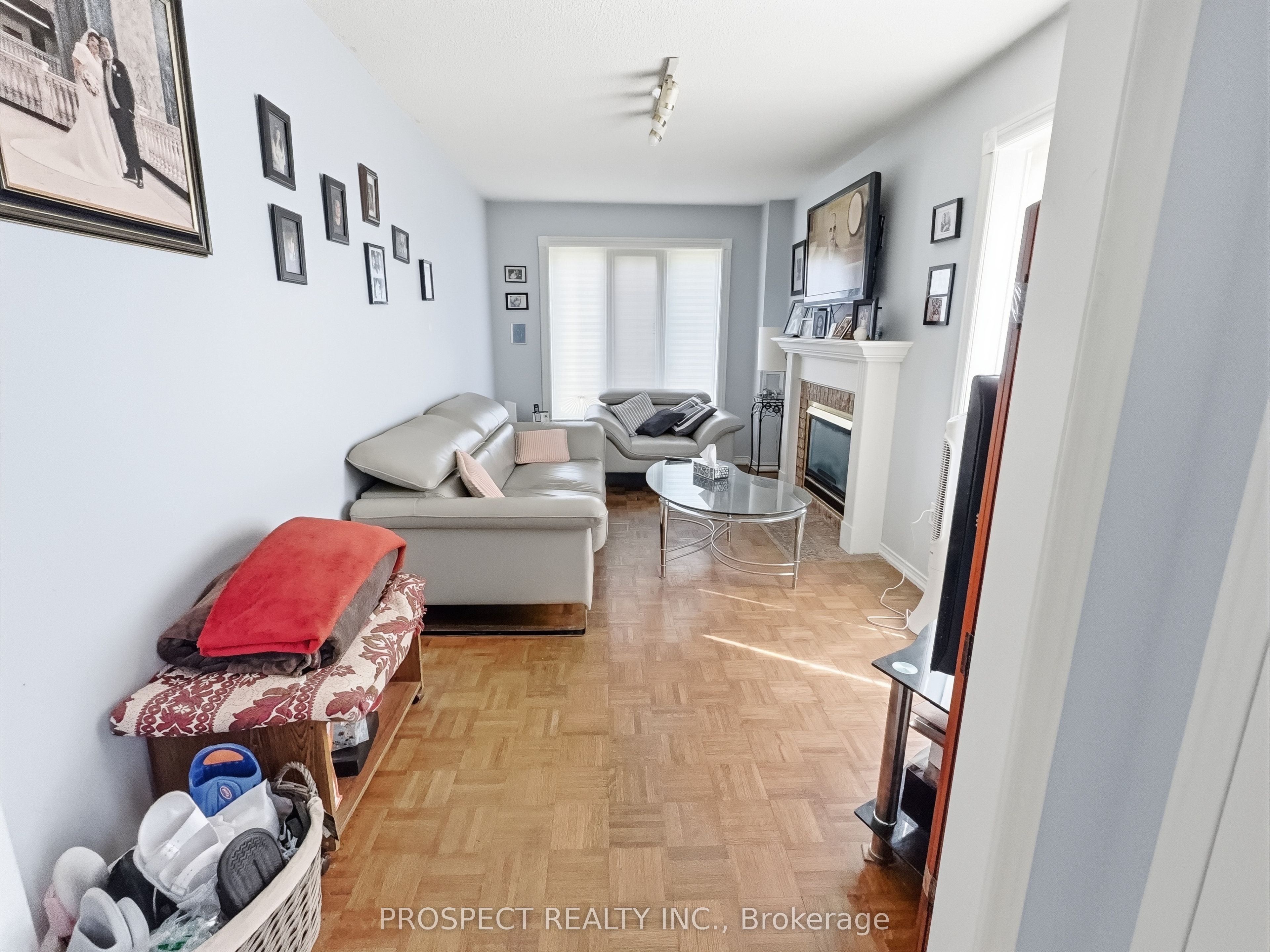 79 Louana Crescent