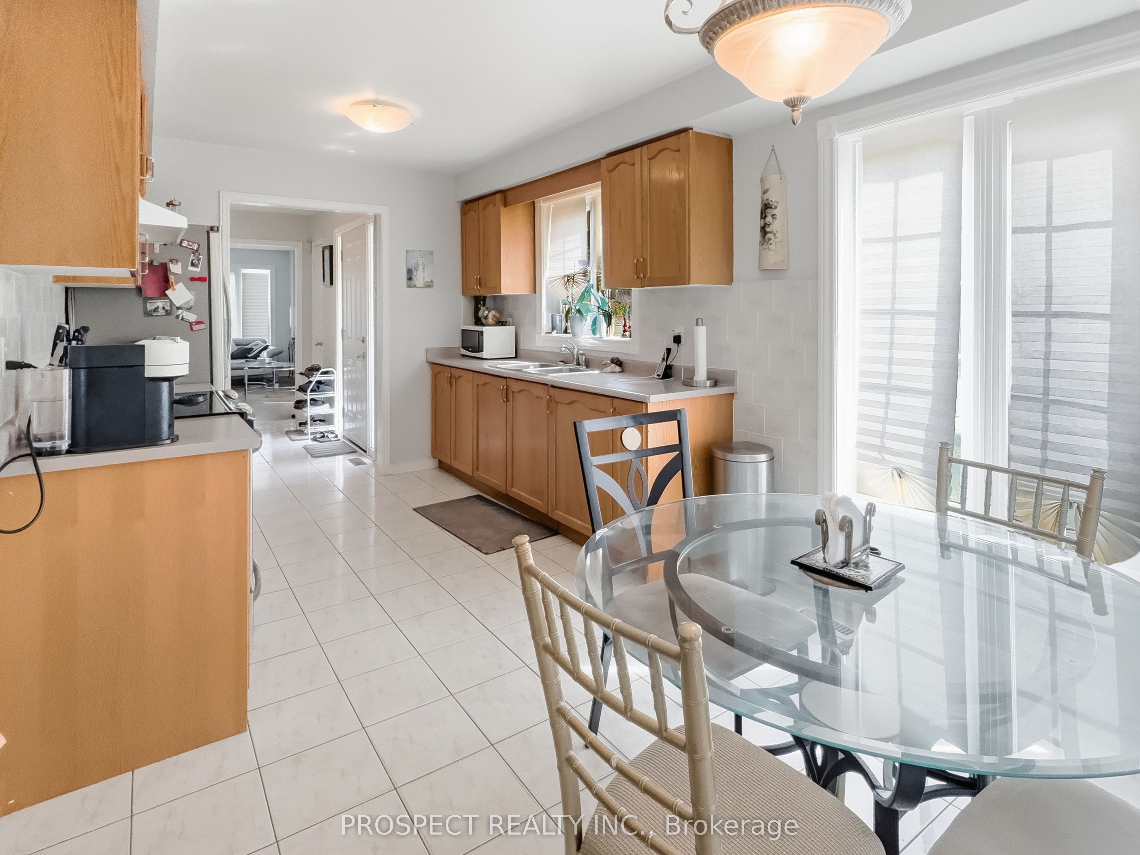 79 Louana Crescent
