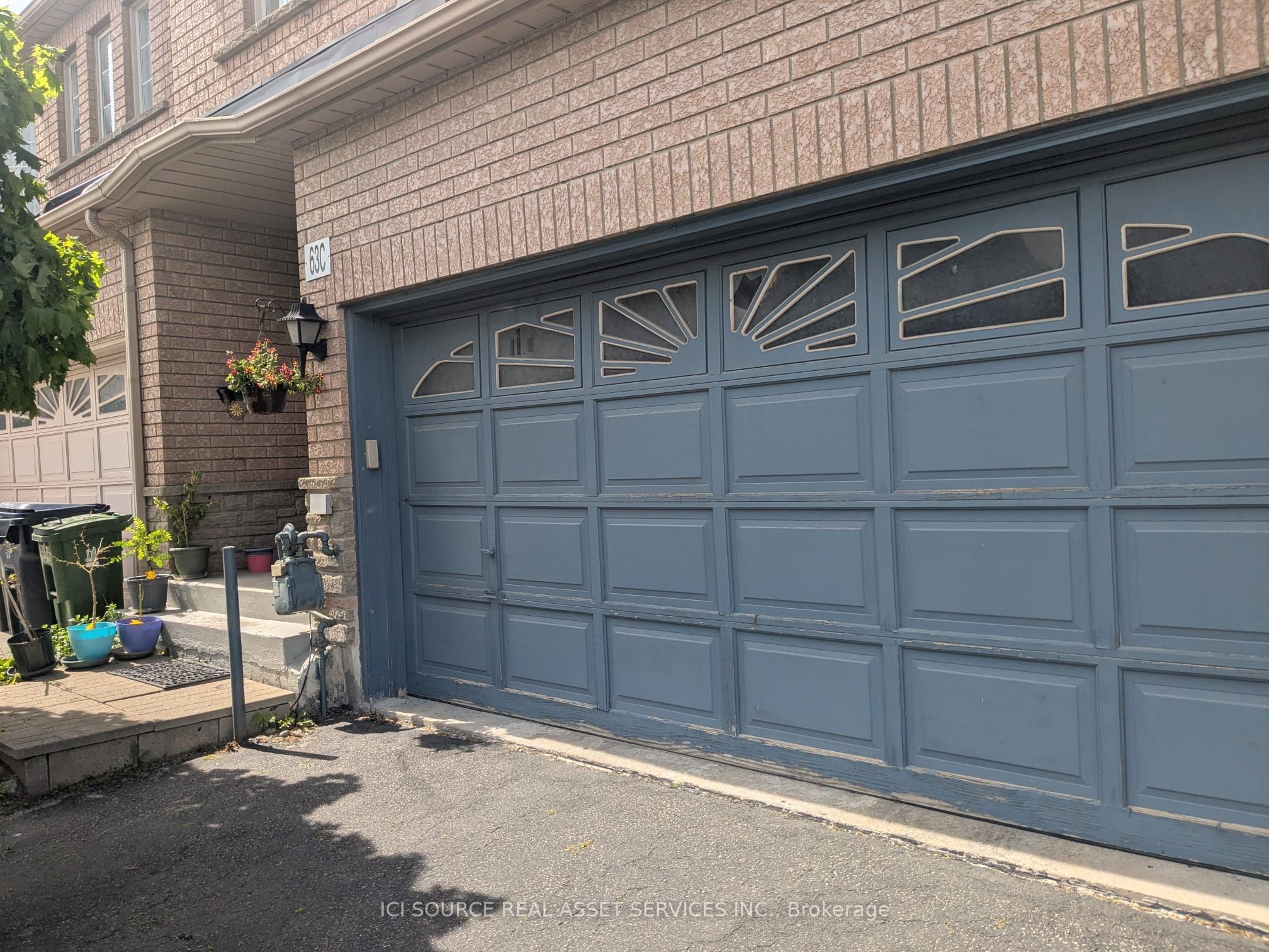 63C View Green Crescent
