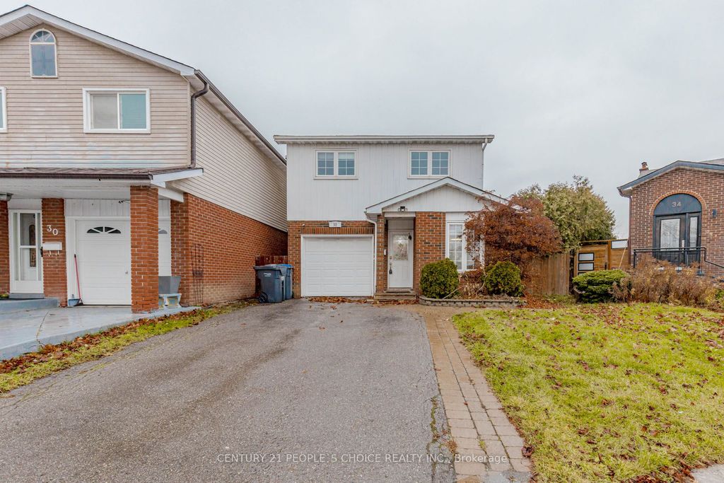Photo of 32 Elderwood Place, Brampton, ON L6V 3N3 (MLS # W12651968)