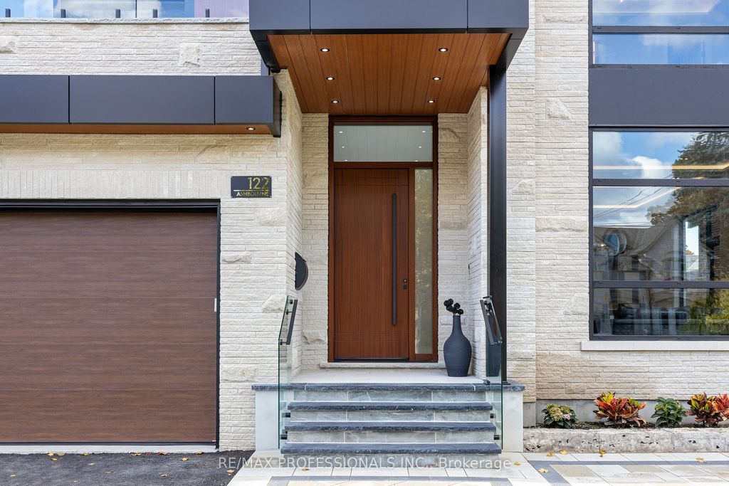 Photo of 122 Ashbourne Drive, Toronto, ON M9B 4H8 (MLS # W13026132)