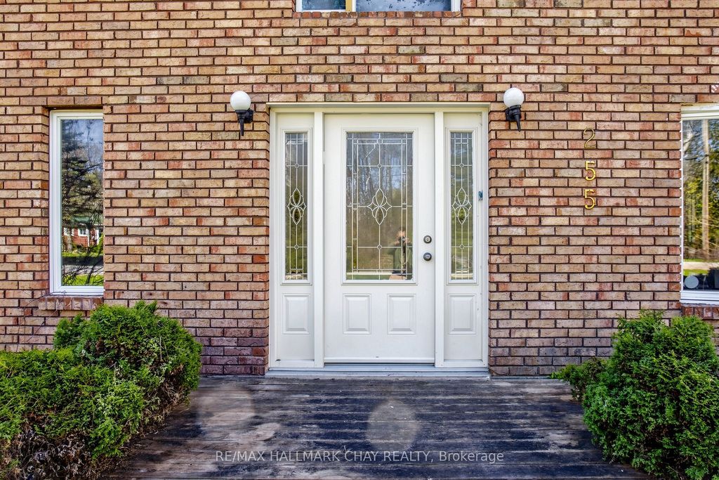 Photo of 255 Poplar Avenue, Tay, ON L0K 1R0 (MLS # S13124458)