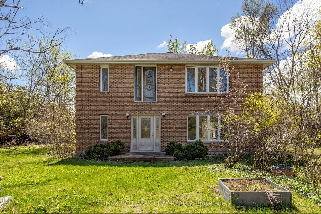 Photo of 255 Poplar Avenue, Tay, ON L0K 1R0 (MLS # S13124458)
