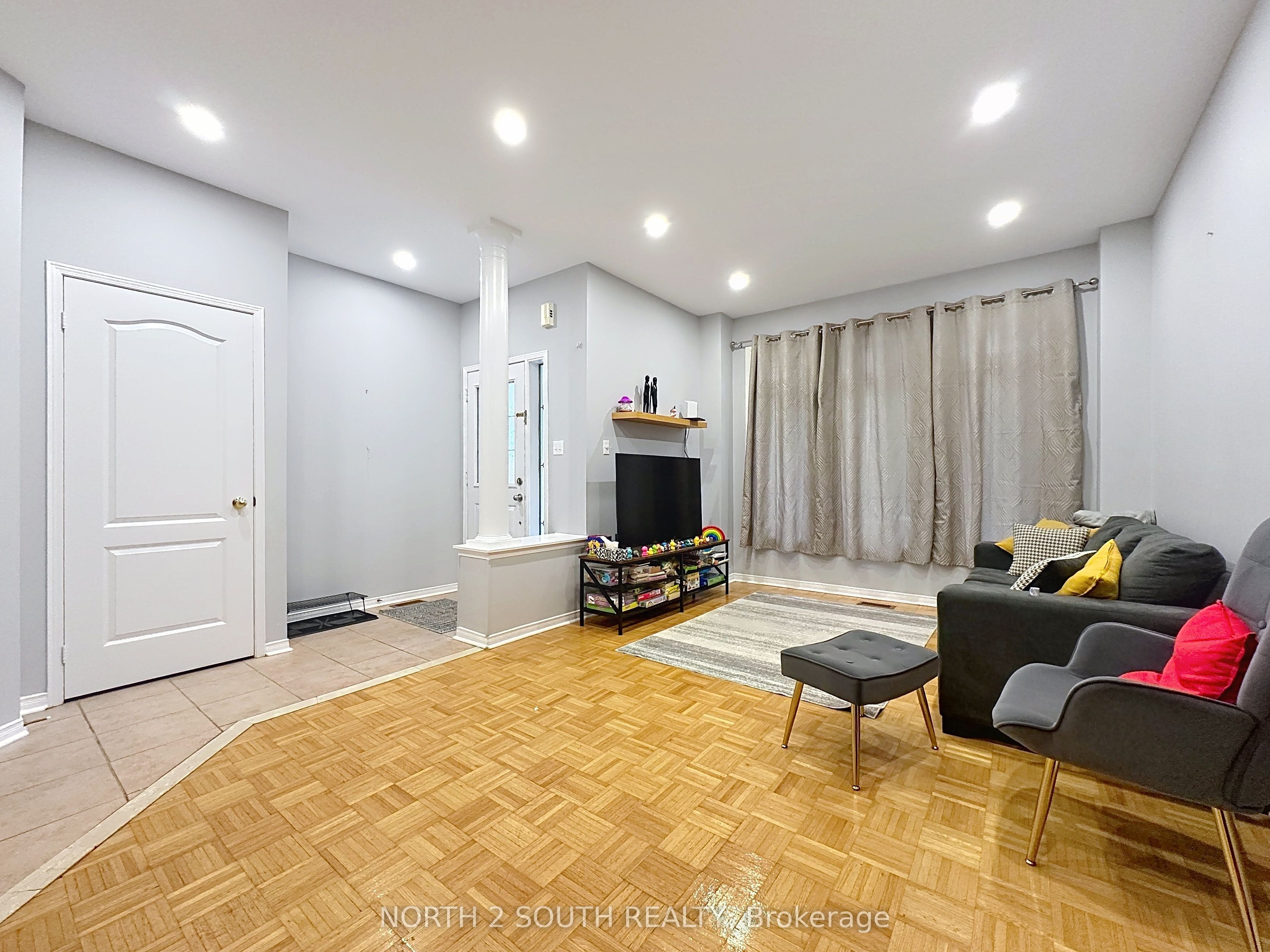 5 Bellagio Crescent