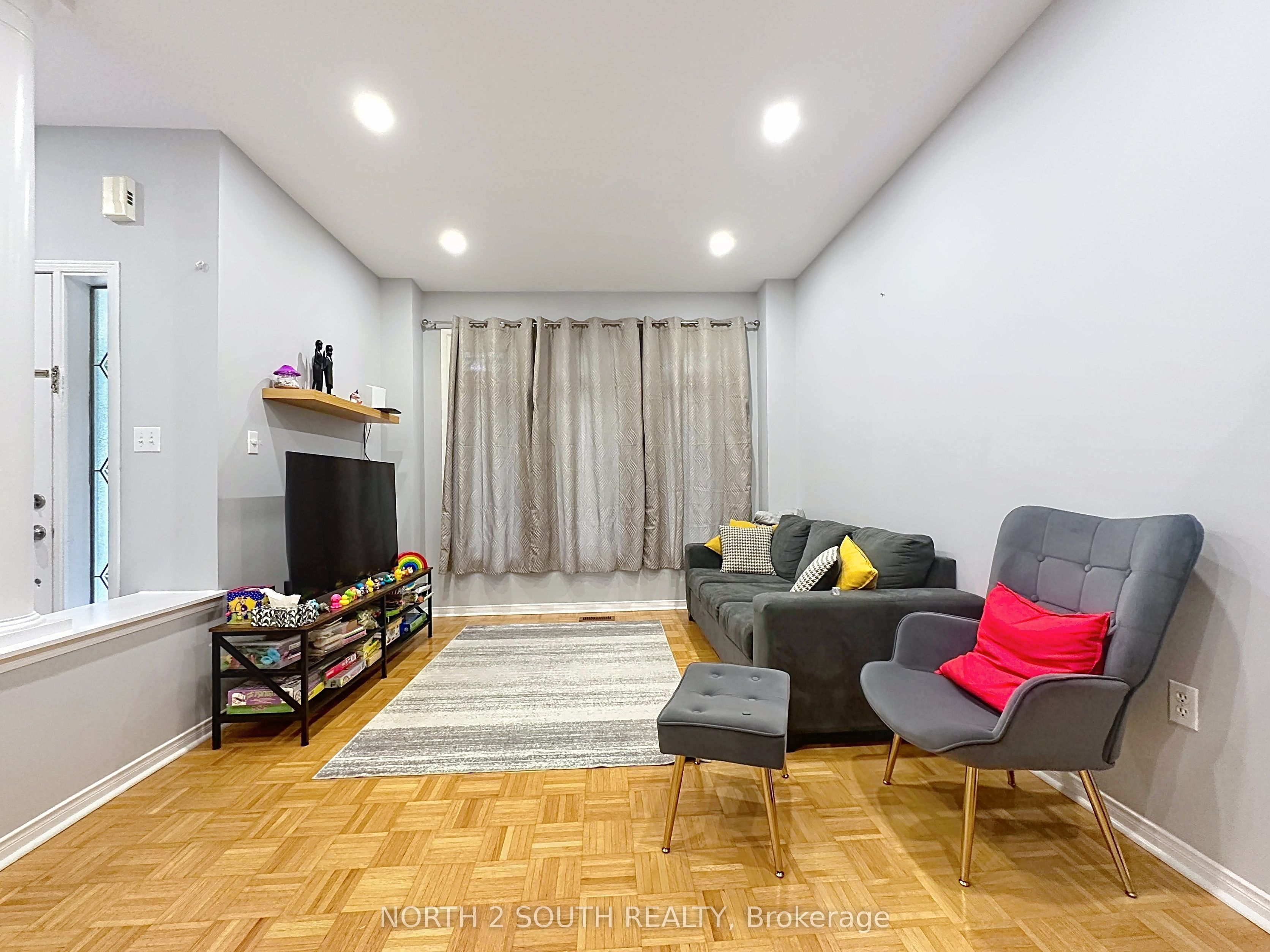 5 Bellagio Crescent