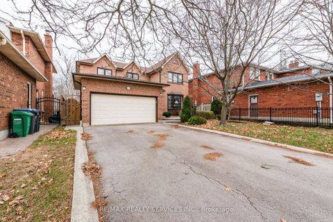 1928 Aldermead Road Mississauga ON L5M 2Z9