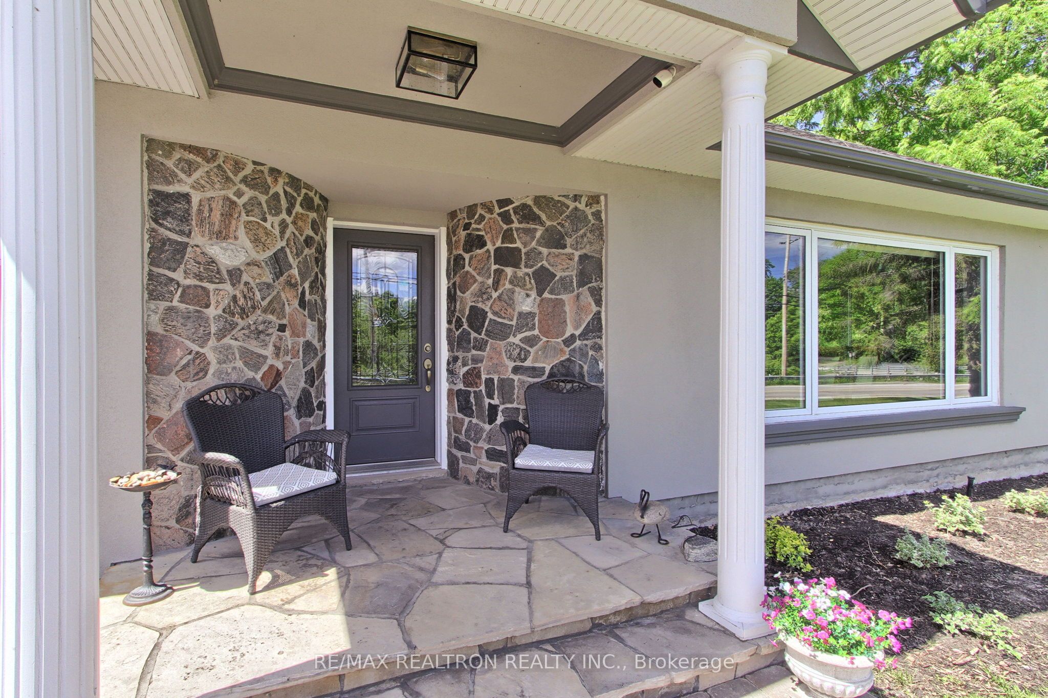 203 Pefferlaw Road
