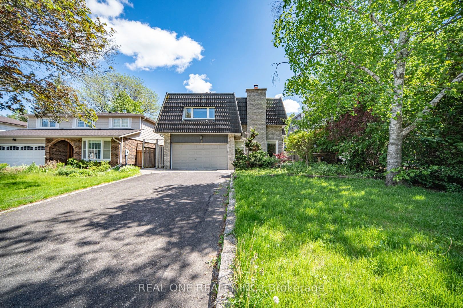 7 Hagerman Boulevard