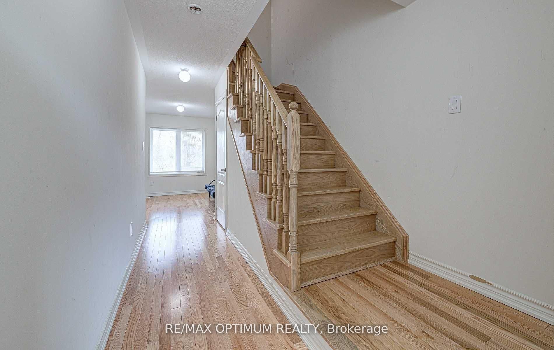 6 - 11 Autumnwood Avenue