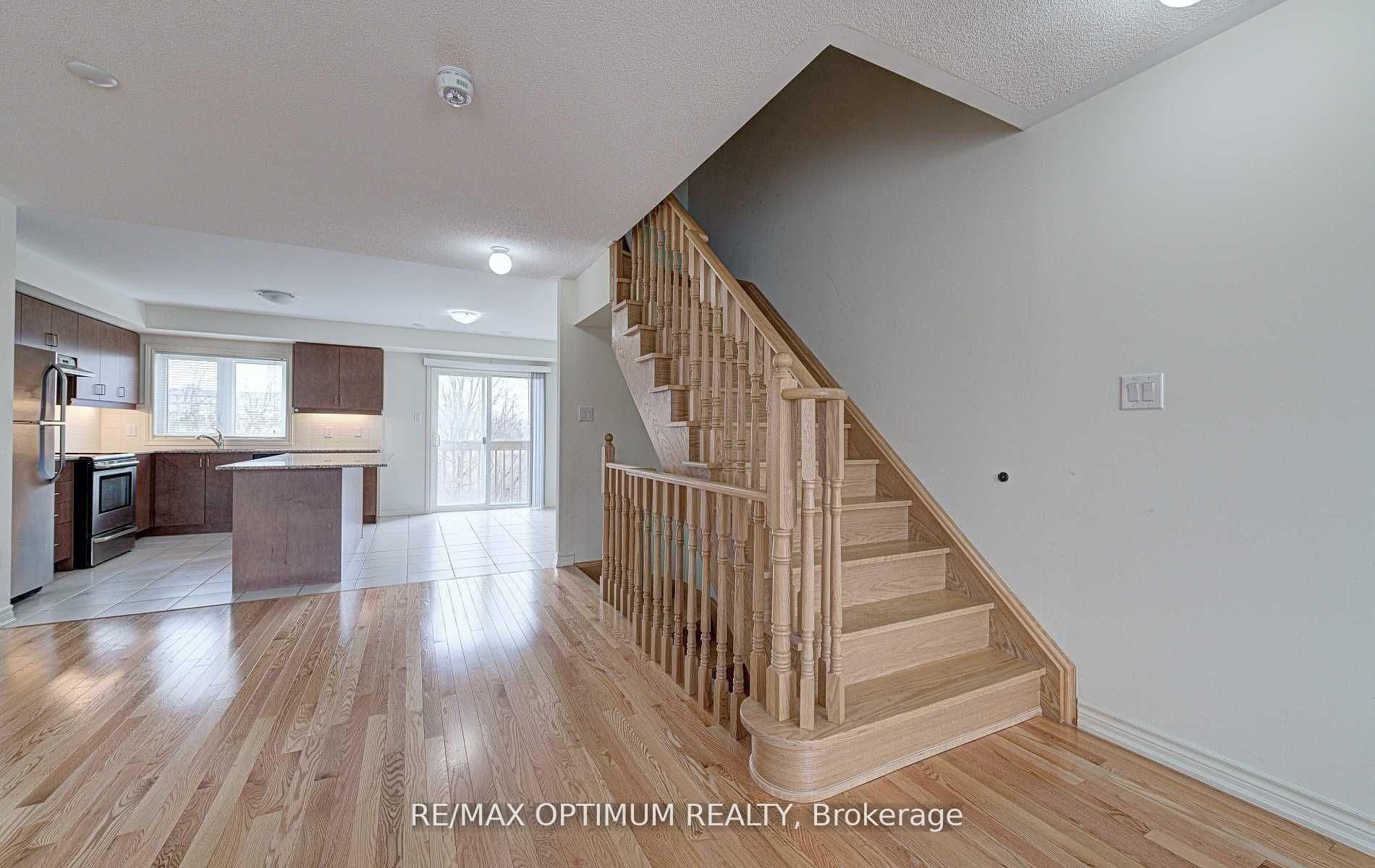 6 - 11 Autumnwood Avenue
