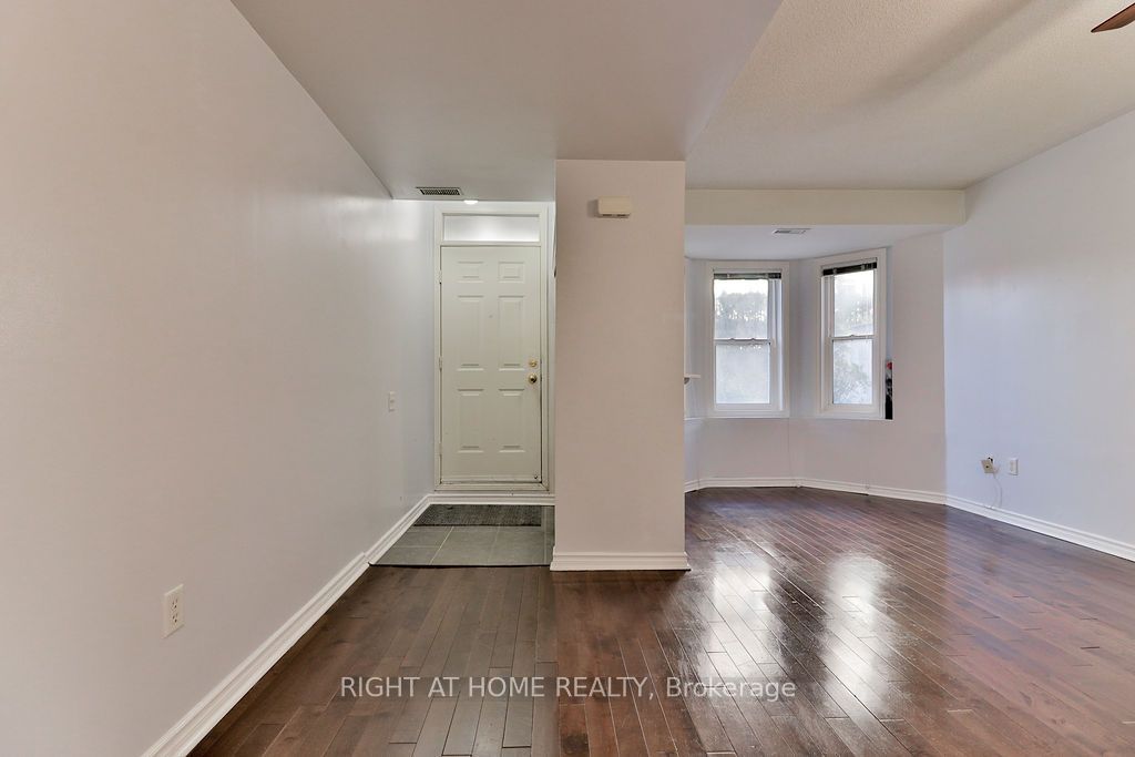 Photo of 760 Lawrence Avenue W #132, Toronto, ON M6A 3E7 (MLS # W14116008)