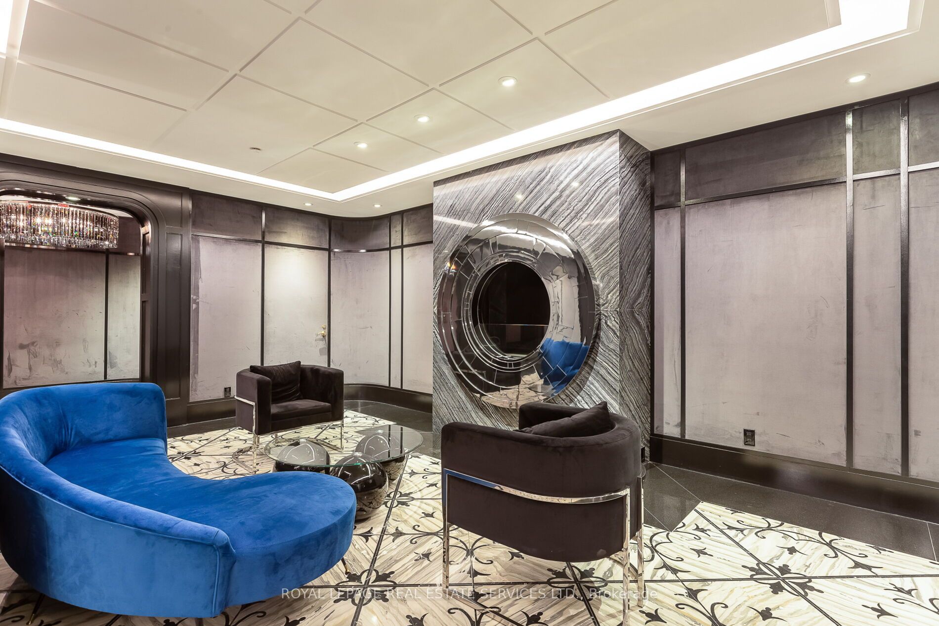 88 Blue Jays Way 2301