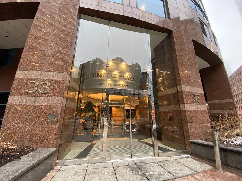 33 University Avenue 2307