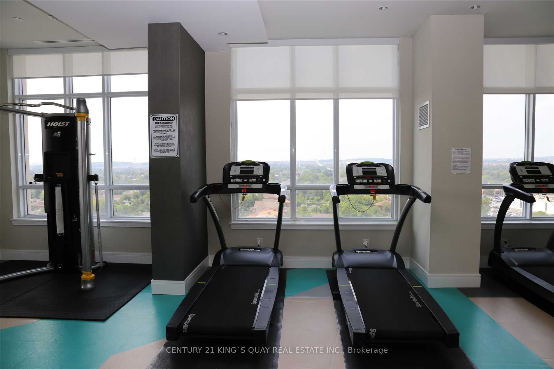 9205 Yonge Street 911