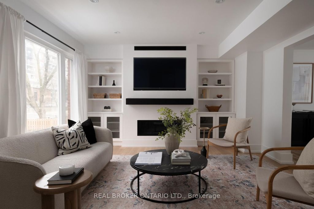 Photo of 276 Gowan Avenue, Toronto, ON M4J 2K6 (MLS # E12921380)