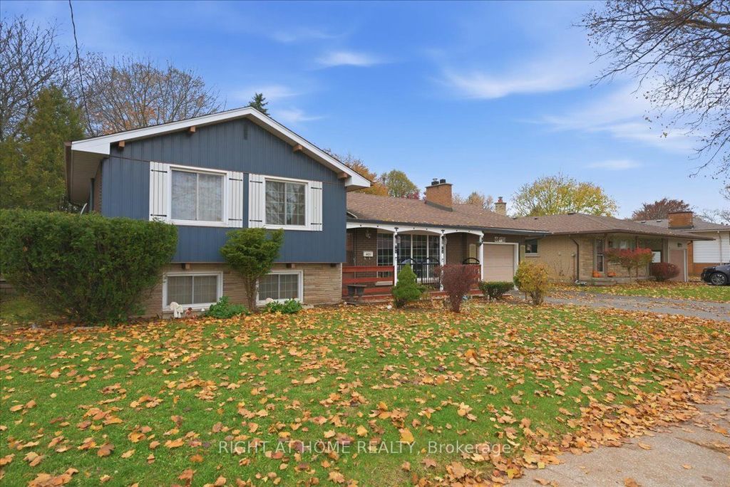 Photo of 4421 Pettit Avenue, Niagara Falls, ON L2E 6K9 (MLS # X12586744)