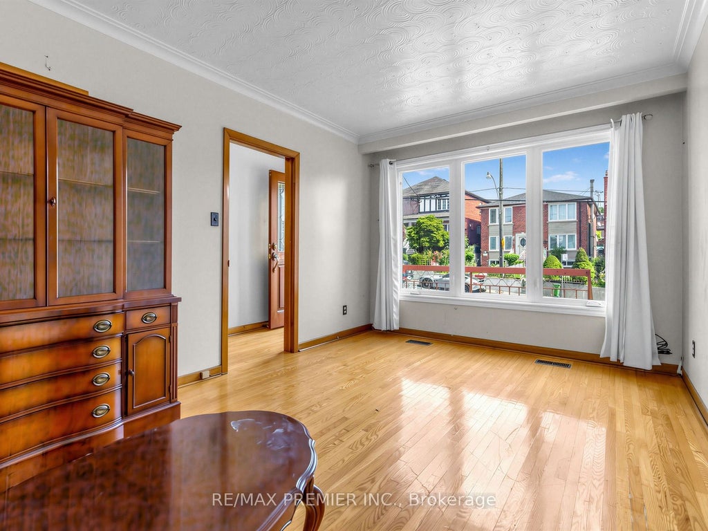 Photo of 86 Gilbert Avenue, Toronto, ON M6E 4W1 (MLS # W13840016)